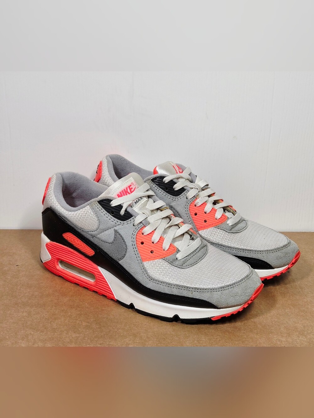Nike Men’s Air Max 90 Running Shoes Size 10 Infrared 2020 CT1685-100 - No Box